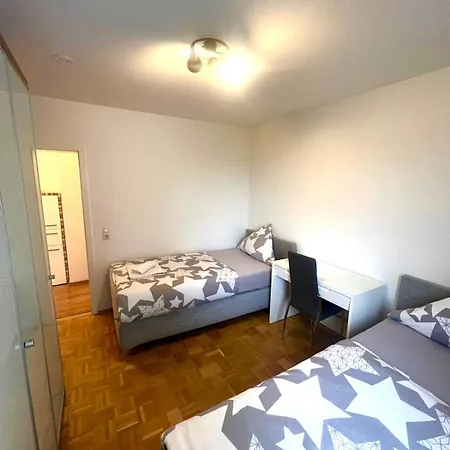 Big Und Bequem Appartement
